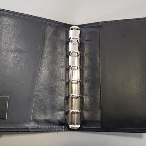 GUC Burberry Agenda / Passport Holder with COA - Picture 4 of 5